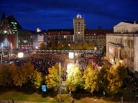 Mit 21 Lichtprojekten um den gesamten Innenstadtring feierte das Lichtfest Leipzig 35 Jahre Friedliche Revolution. ©Punctum/Esther Hoyer