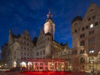 Das Projekt "FREIHEIT?" wechselte für das Lichtfest XXL den Standort und war vom 10. bis 12. Oktober auf dem Burgplatz Leipzig zu bewundern.