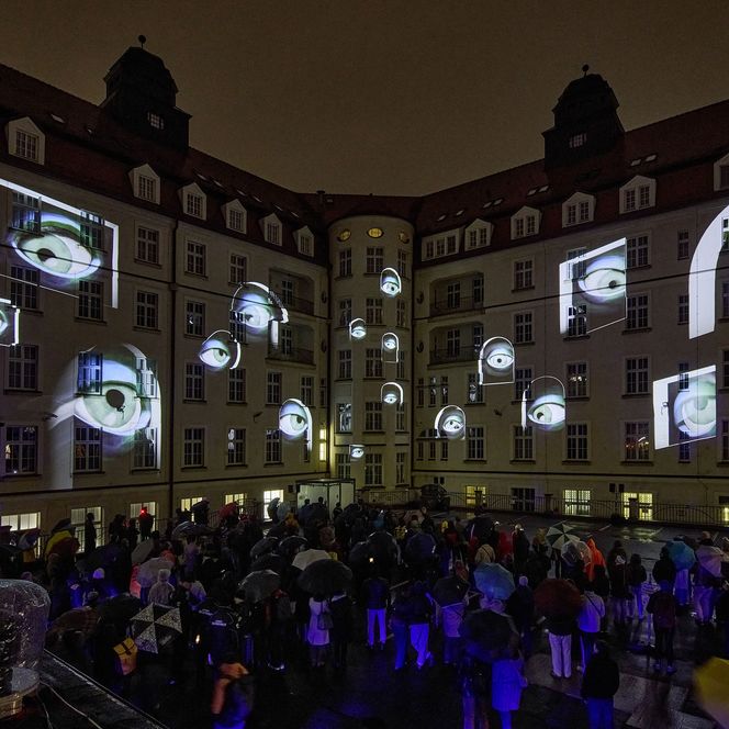 Lichtfest 2026: Projekt "Der Aktenschrank" von mammasONica