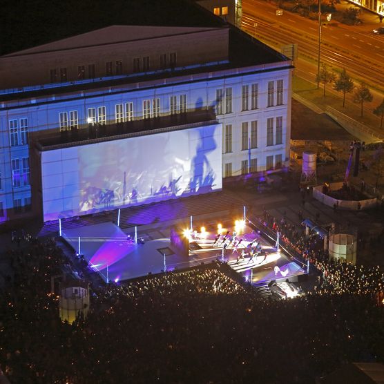 Lichtfest Leipzig 2012: Bick auf den Augustusplatz Leipzig