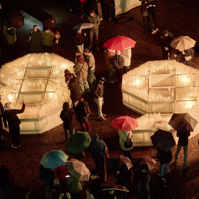 Lichtfest 2026: Blick auf das Kerzenpodest am Thomaskirchhof