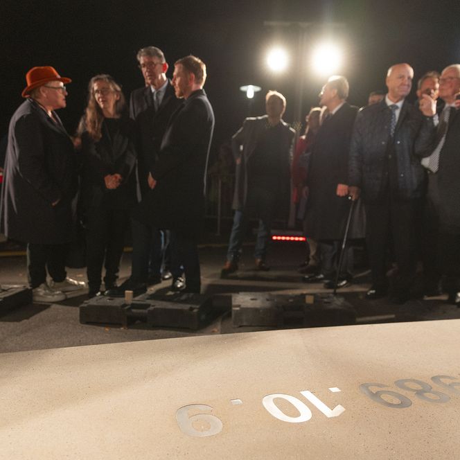 Lichtfest Leipzig 2025: Grundsteinlegung Freiheits- und Einheitsdenkmal