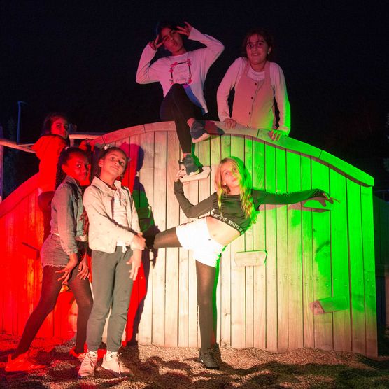 Auf dem Weg zum Lichtfest 2020: zu Besuch in der Geflüchtetenunterkunft am 28. September 2020