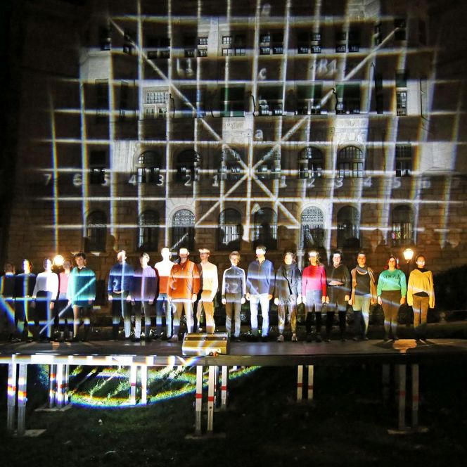 Lichtfest Leipzig 2019: Eröffnung Lichtraum 5 "Jetzt oder nie – Demokratie!" am Goerdeler-Denkmal am Neuen Rathaus Leipzig