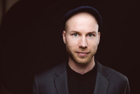 Künstlerporträt von Julian Hölscher