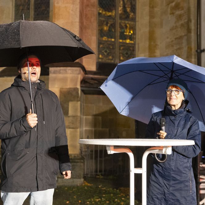 Lichtfest 2026: Susanne Hartzsch-Trauer im Zeitzeugengespräch mit Nils Straatmann