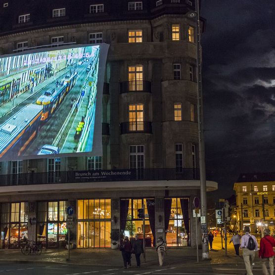 Lichtfest Leipzig 2014: Beobachtungsraum II "CCTV – A Trail of Images" am Victor’s Residenzhotel