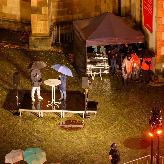 Lichtfest 2026: Blick auf die Zeitzeugeninterviews am Thomaskirchhof