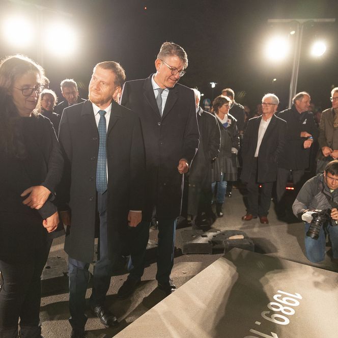 Lichtfest Leipzig 2025: Grundsteinlegung Freiheits- und Einheitsdenkmal