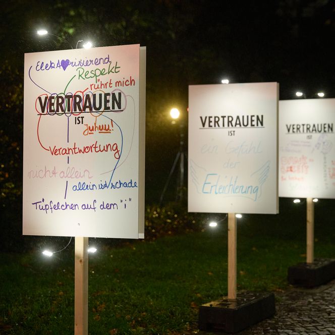 Lichtfest Leipzig 2025: Generalprobe „Vertrauen – Freiheit – Verantwortung“