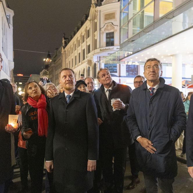 Lichtfest Leipzig 2025: Die Ehrengäste Jung, Kretschmer, Weimer und Co. auf dem Lichtweg