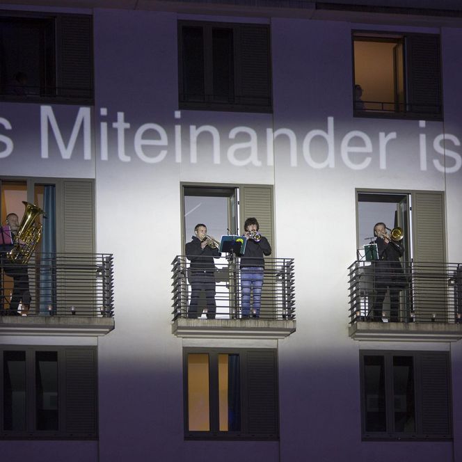 Lichtfest Leipzig 2020: Eröffnung im kleinen Rahmen auf dem Nikolaikirchhof