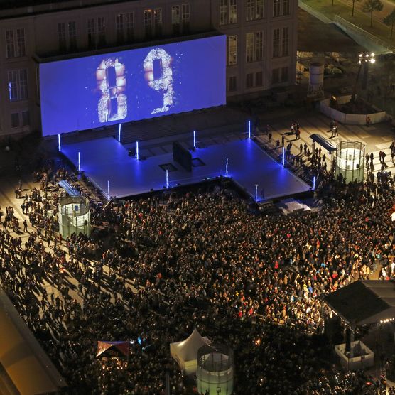 Lichtfest Leipzig 2012: Bick auf den Augustusplatz Leipzig