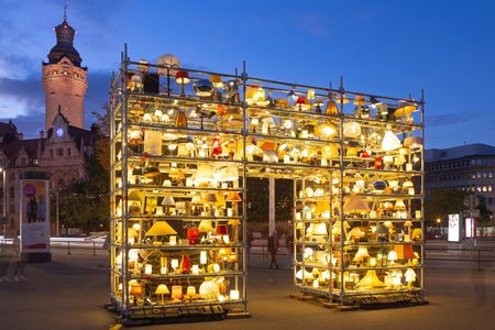 Lichtfest Leipzig 2024: Im Rahmen des Lichtfest XXL war das Projekt "Passage" von Fils de Créa über den 9. Oktober hinaus zu sehen.