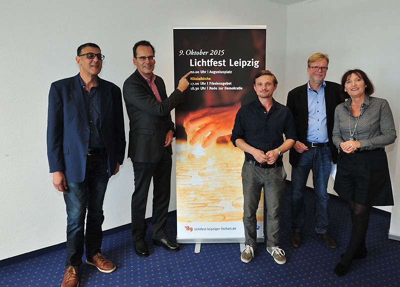 v.l. Alessandro Zuppardo, Tobias Hollitzer, Volker Bremer, Florian Lukas, Jürgen Meier, Marit Schulz. Quelle: Dieter Grundmann/Westend-PR